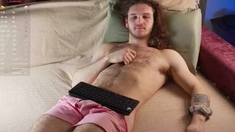 Karlos and Louis online show from March 12, 4:27 am