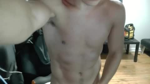 karloscm4 online show from September 20, 12:13 am