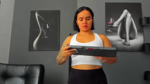   online show from June 19, 6:58 pm