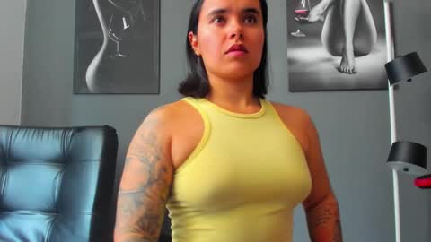   online show from November 19, 4:39 pm