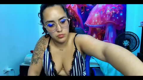 Snapshot of karol_naughty chatting on October 22, 9:56 am online show from October 22, 9:56 am