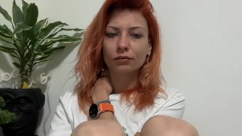 karoline121 online show from April 21, 2:37 am