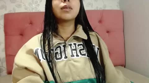 Isa online show from December 17, 3:02 am