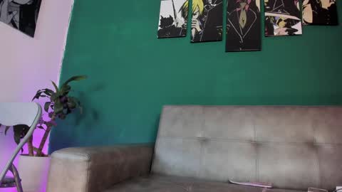 KarolSweet online show from February 2, 4:00 pm