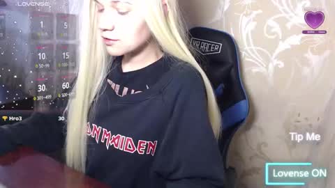 Caroline Fox online show from March 5, 12:03 pm