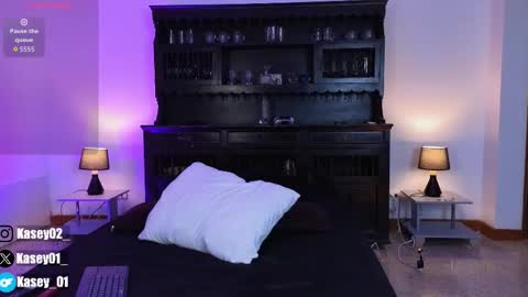 kasey online show from February 25, 8:01 pm