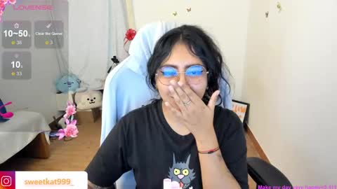 Snapshot of kat_ly_chan chatting on February 15, 7:17 pm Kat online show from February 15, 7:17 pm