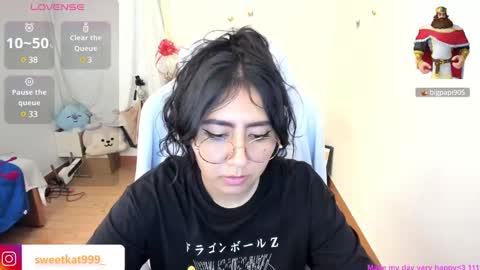 Snapshot of kat_ly_chan chatting on February 20, 2:35 pm Kat online show from February 20, 2:35 pm