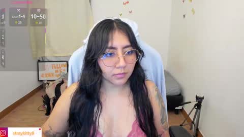 Snapshot of kat_ly_chan chatting on October 7, 1:34 am Kat online show from October 7, 1:34 am