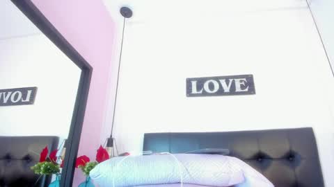 katalella online show from April 18, 11:56 am