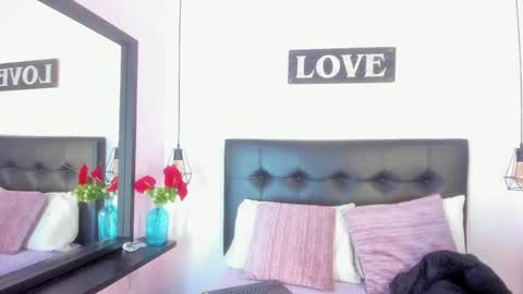 katalella online show from April 22, 12:12 pm