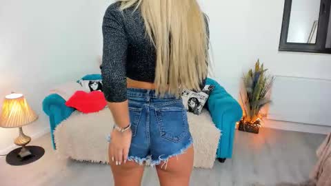 Kate online show from November 27, 6:48 pm