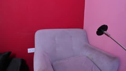 Kate  online show from April 25, 7:00 pm