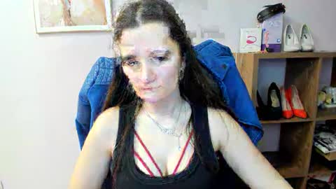 Kate  online show from April 18, 6:59 am