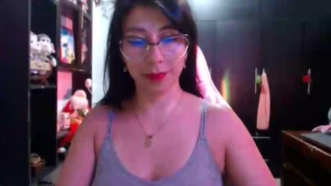 Kateeen18 online show from April 15, 5:22 am