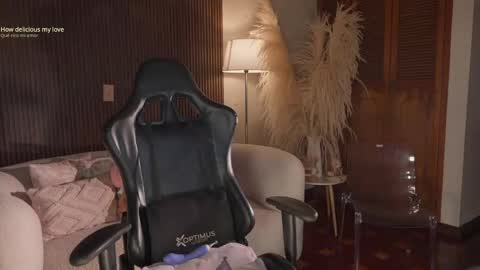  Kate Owens  online show from April 23, 12:13 pm