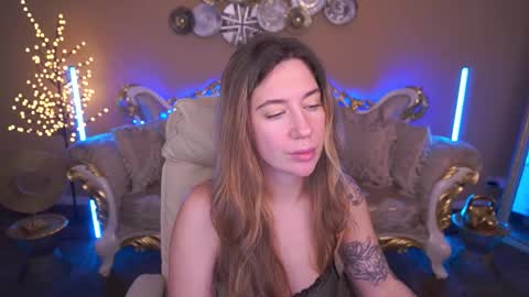 Kate online show from February 7, 9:01 am