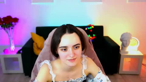 katewillows online show from February 27, 6:17 am