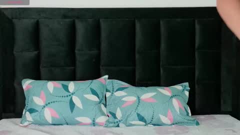 katha_mullerr online show from March 23, 7:30 pm