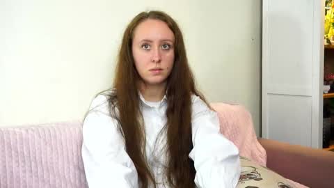 Snapshot of katharinedaggett chatting on October 19, 2:00 pm Lisa online show from October 19, 2:00 pm
