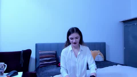 Katherine online show from November 21, 4:05 pm