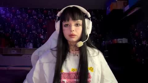 Luna online show from March 7, 3:23 pm