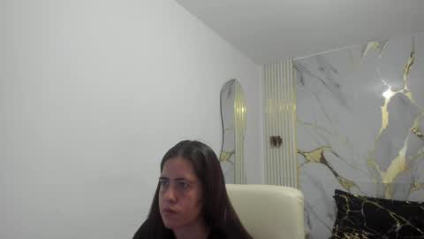 Paola online show from April 8, 12:52 pm