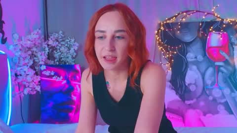 Bonie  online show from April 3, 7:10 pm