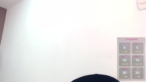 Katia Foster online show from December 4, 12:05 pm