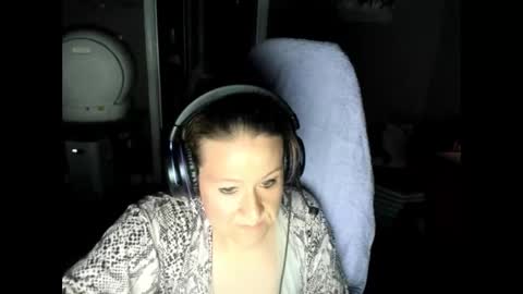 Katie online show from October 1, 2:21 am