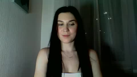 katie_foxi online show from April 8, 6:33 pm