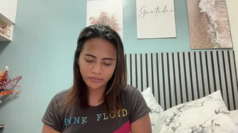 katiefrox  online show from August 1, 3:52 am