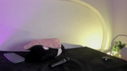 Katy  IGPeach kat666 online show from May 6, 2:23 pm