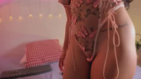 Katy  IGPeach kat666 online show from December 18, 12:11 pm