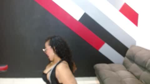 Katiuska online show from December 13, 7:53 pm