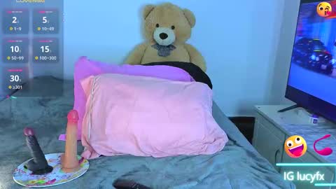 lucyfx69   INSTAGRAM online show from March 8, 8:18 am