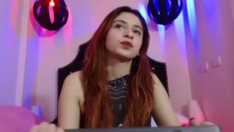 Katniss online show from July 24, 4:42 am