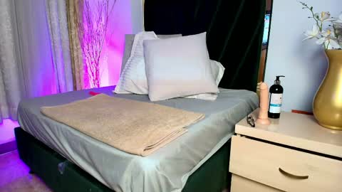 Katriona Nyx online show from April 22, 2:52 am