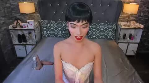 katty_foxxxx online show from July 21, 10:01 pm