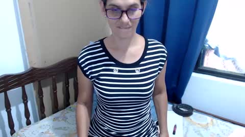Snapshot of kattydirty144 chatting on October 14, 5:05 pm angel online show from October 14, 5:05 pm