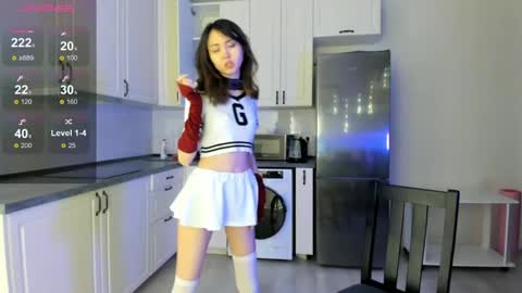 kawai_mai online show from April 22, 2:13 pm