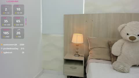   online show from September 29, 11:20 am