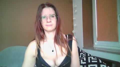 KayaLips online show from October 14, 6:38 am