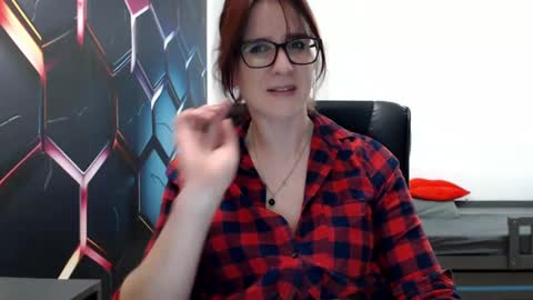 KayaLips online show from March 10, 4:14 pm