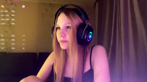 Amia online show from June 28, 6:04 pm