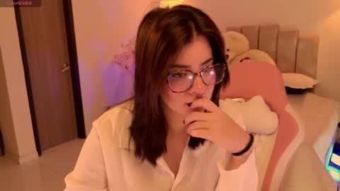 Kayla  online show from June 16, 4:55 pm