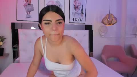 Kayla online show from June 19, 10:27 pm