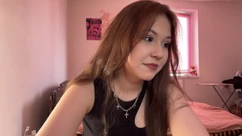 Nyelle online show from March 31, 2:17 pm