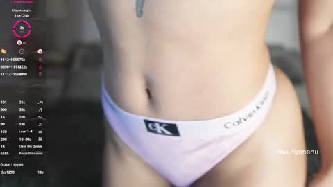 INSTAGRAM AND TW 11kayle online show from June 25, 5:12 am