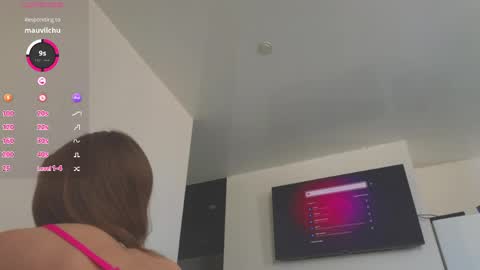 kaylee_ee online show from April 23, 9:39 am